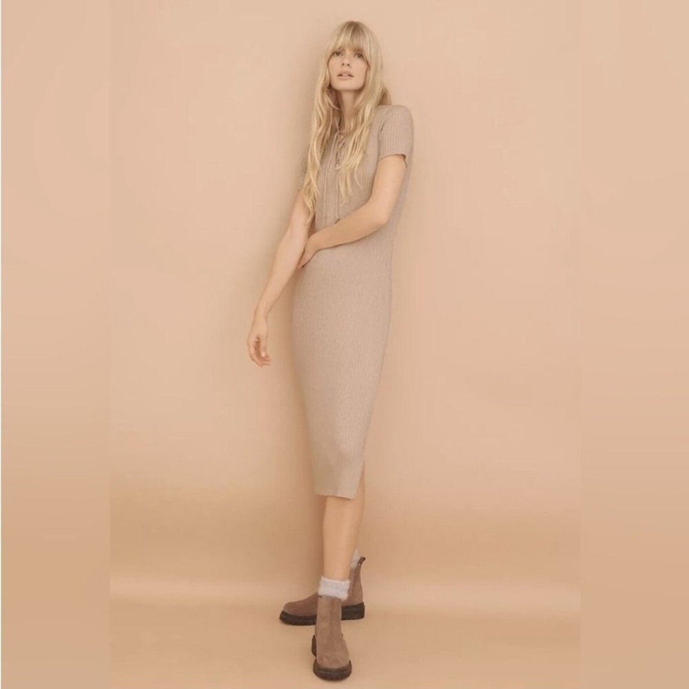 ANTHROPOLOGIE Opal Shimmer Ribbed Short Sleeve Midi Dress - Picture 2 of 13